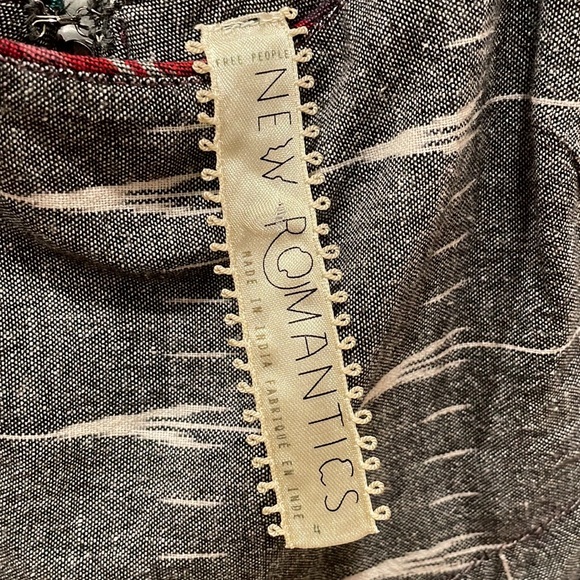 Free People "New Romantics" Layered Embroidered Bottom Grey Dress Women's Size 4 - Picture 4 of 5